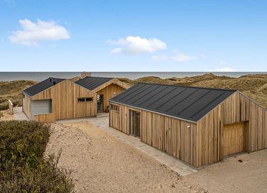 Træferiehus 100 meter fra havet - 16