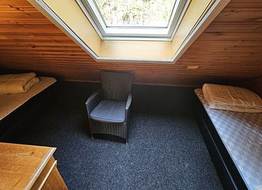 Grande maison en bois dans la forêt avec sauna privé - 14
