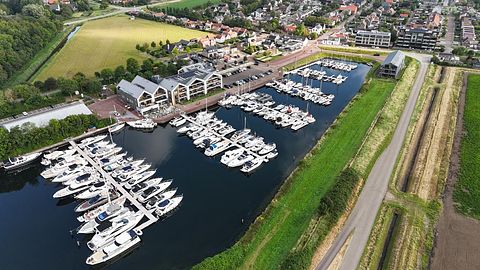 Apartment with heated balcony on the harbor - 3