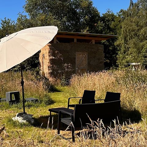 Unique straw hut in the Drenthe countryside - 2