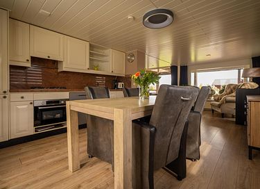 Wellness cottage by the water - 9