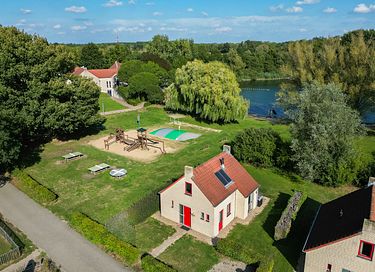 Sfeervol vakantiehuis nabij recreatievijver