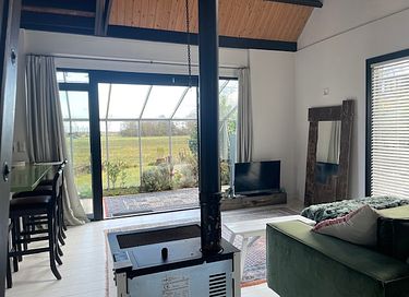 Maison forestière près de la mer avec bain à remous en bois - 4
