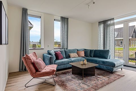 Luxury water house in West Friesland - 2