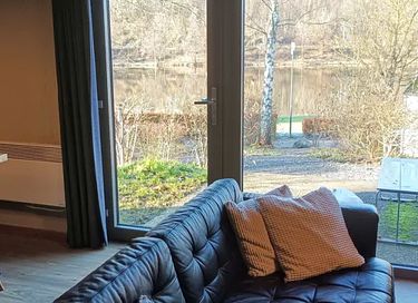 Waterfront holiday home with sauna - 4