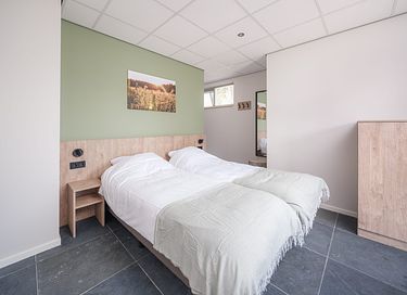 Luxury group accommodation with sauna and hot tub - 26