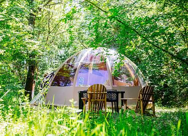 Luxury bubble with private bathroom