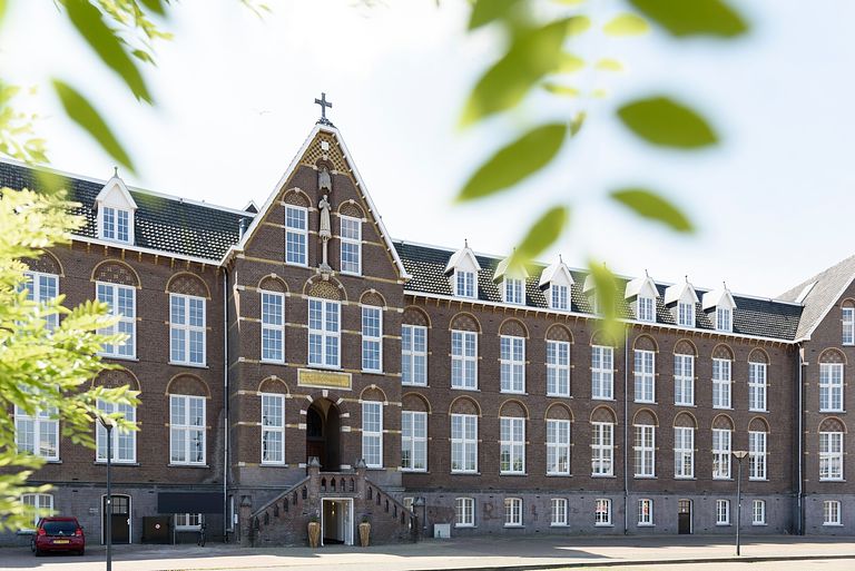 Boutique hotel in voormalige school in Breda - 1