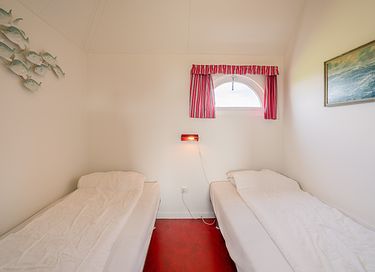 Detached farm house with views - 10