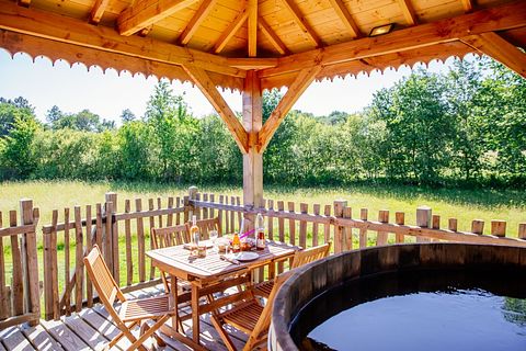 Unieke houten tempel met privé hottub - 3