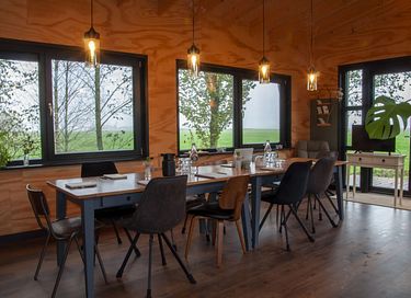 Groepslodge bij het water in Friesland - 10
