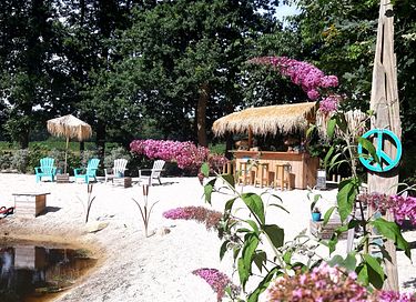 B&B with beach - 10