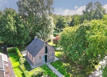 Vakantiehuis met grote tuin en sauna - 36