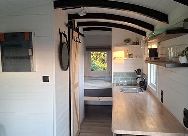 Shepherds hut near Namur - 14