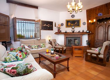 Vakantiehuis met prachtig uitzicht op bergen - 24