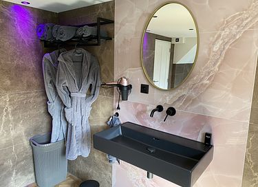 Luxe wellness suite in Brabant - 17