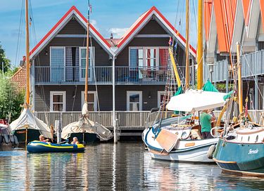 Uniek overnachten aan het water in Friesland - 15