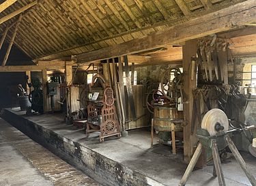 Apartamento con bañera en una antigua granja - 12