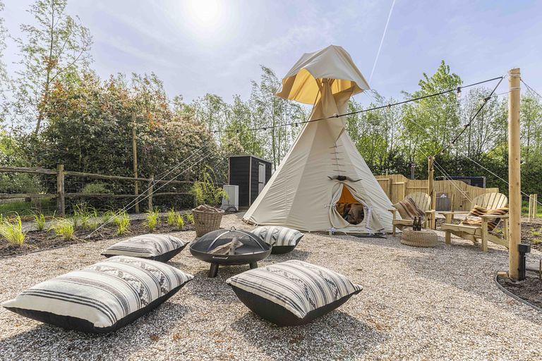 Cozy teepee for unique overnight stay - 1
