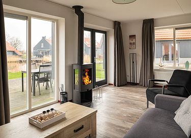 Water villa in Friesland for 2 to 4 people - 2