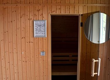 Holiday home Drenthe with sauna - 10