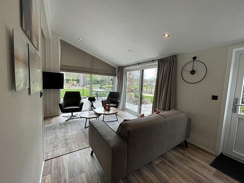 Tiny house (4p) on vacation park in Utrecht - 5