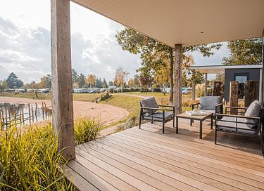 Pavillon pour 4 personnes au bord d'un lac récréatif - 3