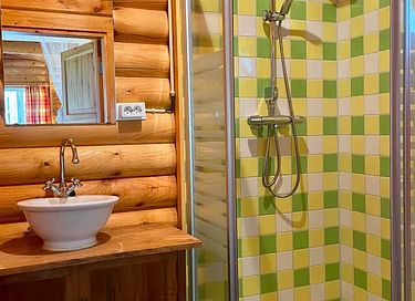 Gîte romantique en bois pour 2 personnes - 14
