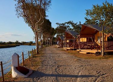 5-person glamping tent on the Costa Brava - 2