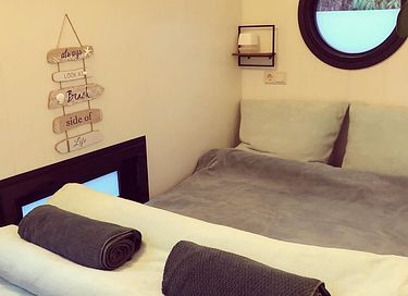 Cozy houseboat on the water in Gelderland - 7