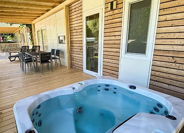Moderne vakantiewoning met whirlpool - 13