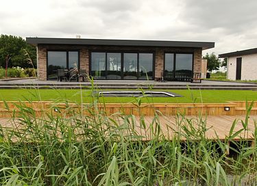 Luxe vakantiebungalow direct aan het water - 22
