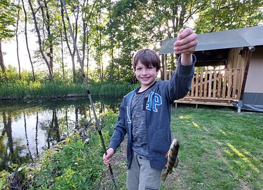 Tente safari de luxe au bord de l'eau en Frise - 12
