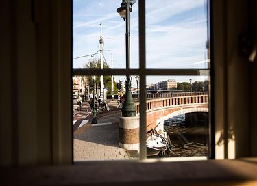 Uniek brugwachtershuisje aan de Amstel - 8