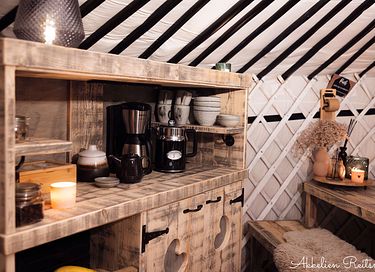 Overnachten in een boutique yurt met hottub - 9