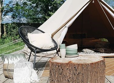 Sfeervol ingerichte Bell Tent in Friesland - 2