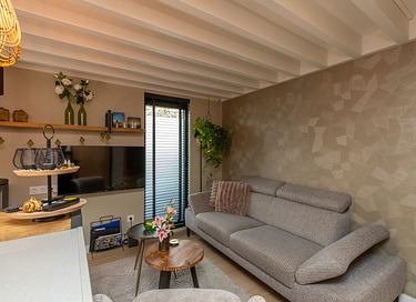 Apartamento con estilo y terraza soleada - 3