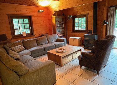 Finse bungalow met sauna & hottub in het bos - 6