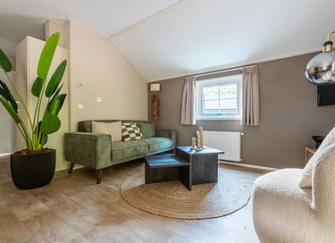 Chalet confortable avec véranda et jacuzzi dans la province de Drenthe - 7
