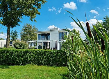 Luxe villa met waterzicht voor 10 personen - 3