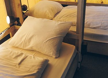 Ruime glamping lodge met eigen sanitair - 11