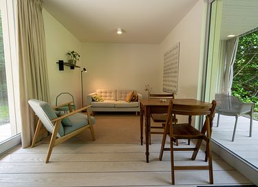 Uniek tiny house tussen de bomen - 2