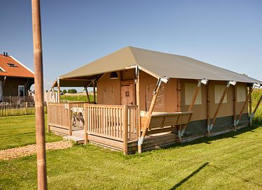 8-persoons glamping tent direct aan het water - 1