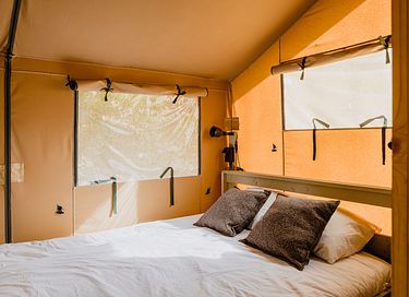 Tente de glamping spacieuse avec poêle confortable - 14