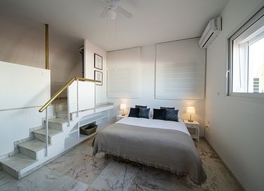 Unique vacation villa with pool in Seville - 6