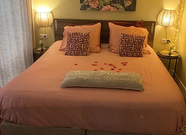 Romantic stay with hot tub and sauna - 31