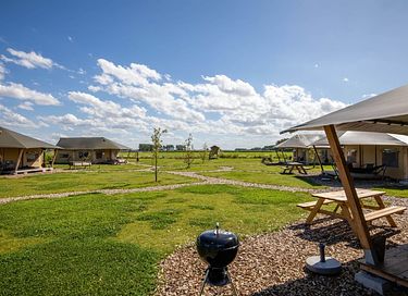Glamping op akkerbouw en speelboerderij - 4