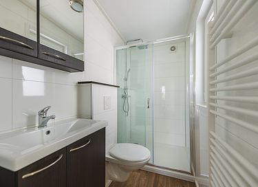 Tiny House with lovely view and a hot tub - 9
