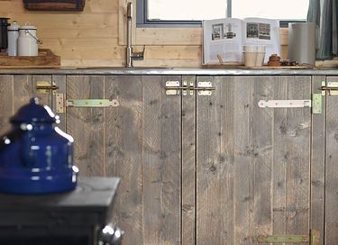 Houten cabin met hottub in het groen - 10