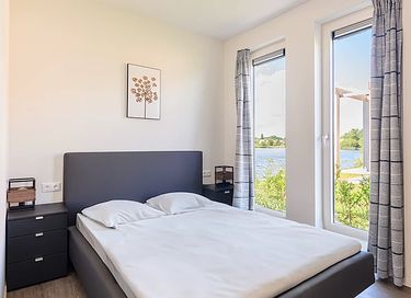 Vacation villa (4p) on the water in Drenthe - 11